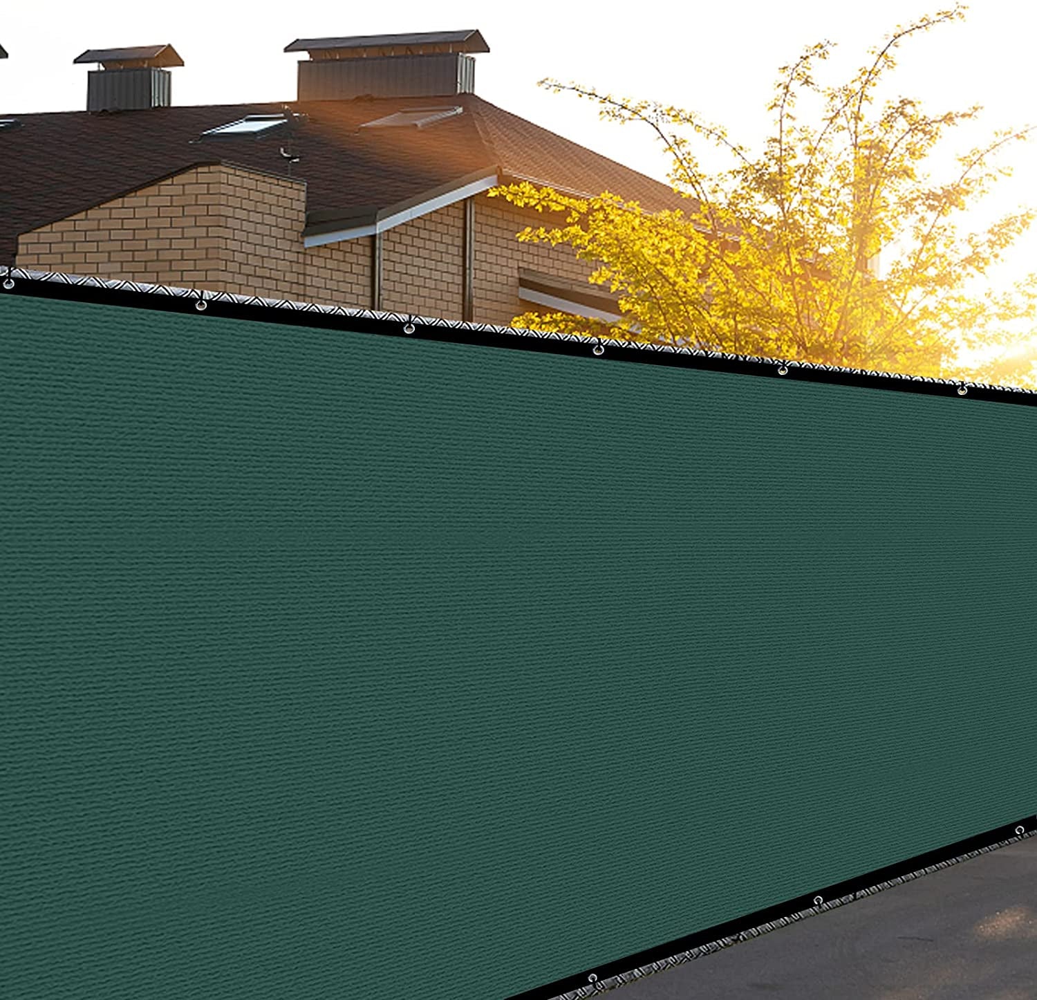 LOVE STORY, LOVE STORY 4'X50' Dark Green Fence Privacy Screen, Fence Covering Privacy of 90% Shade Rating - HDPE Shade Fabric Mesh Cover Heavy Duty for Chain Link Outdoor Fence, Patio, Wall Garden